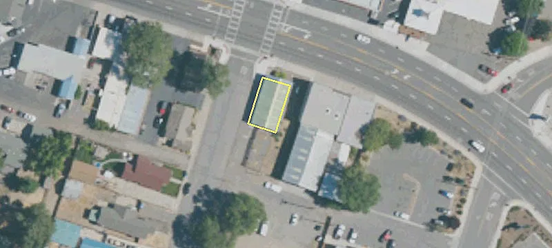 2400 Main St