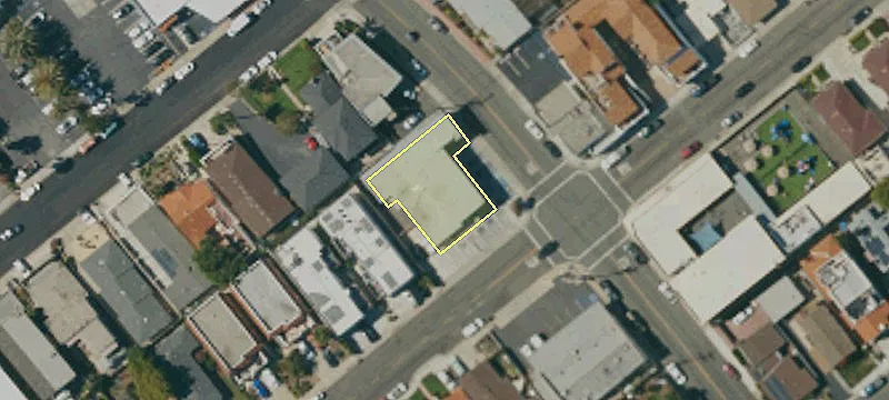 202 Avenida Victoria
