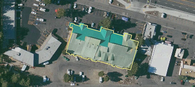 3343 Main St