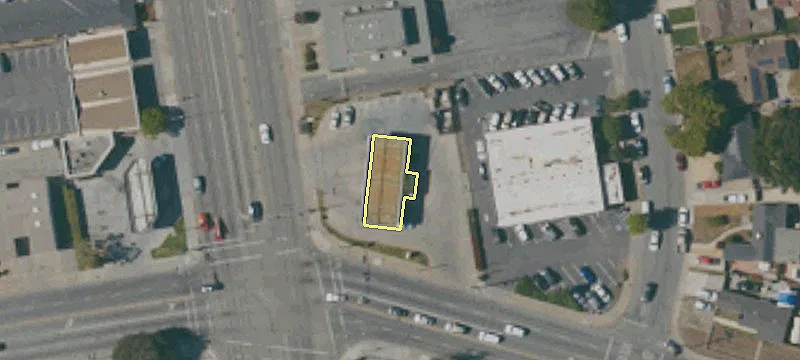 1240 Main St