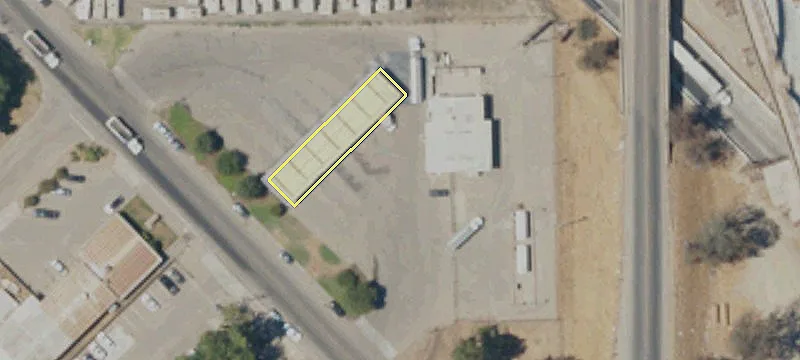3220 Pkwy Dr