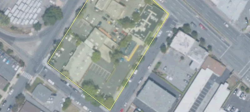 2336 El Camino Real