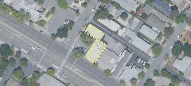 3401 El Camino Real