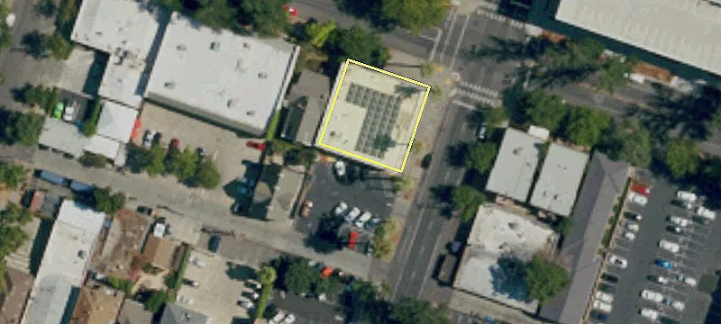 2030 Capitol Ave