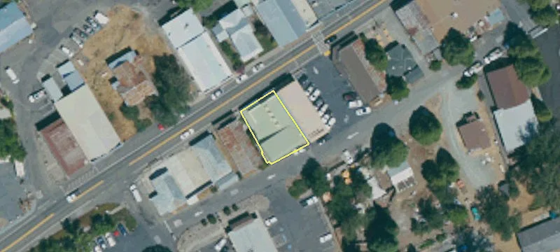 18727 Main St
