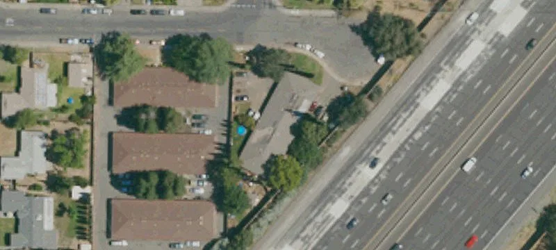 4050 Myrtle Ave
