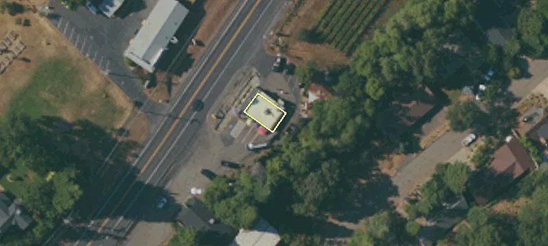 484 Hwy 4th 4