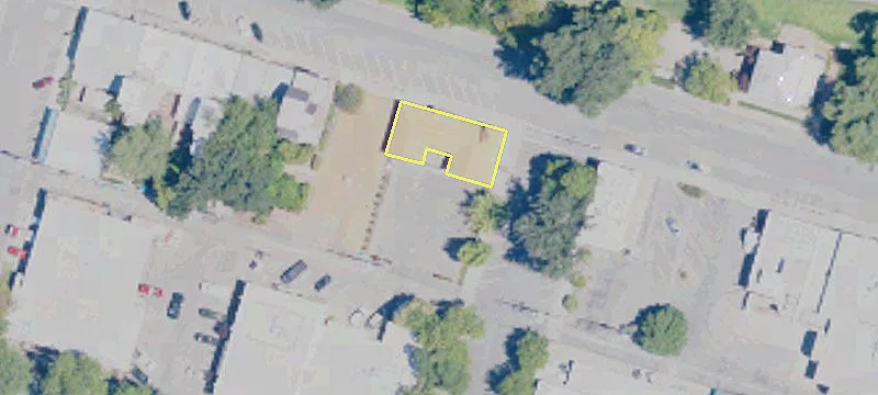 707 Main St