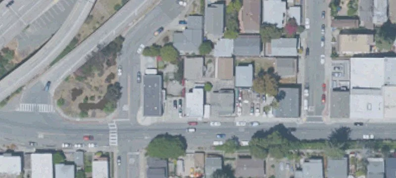 1534 Pomona St