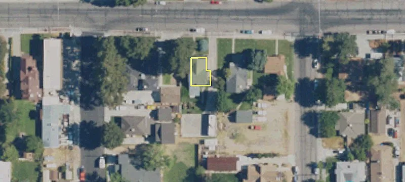 250 Line St