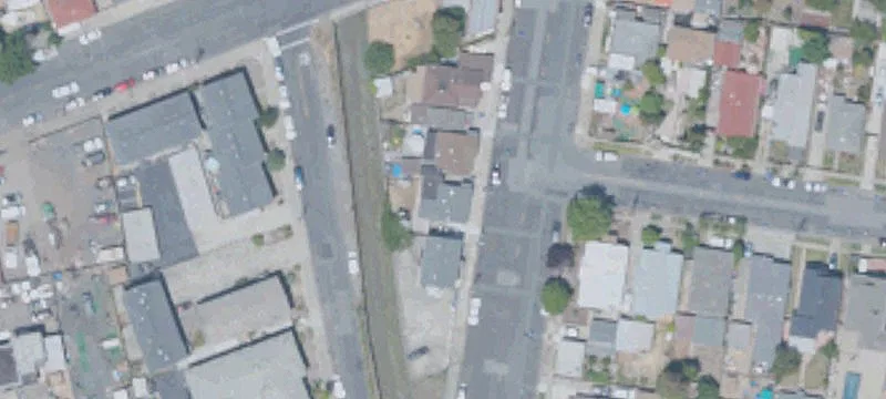 122 Railroad Ave