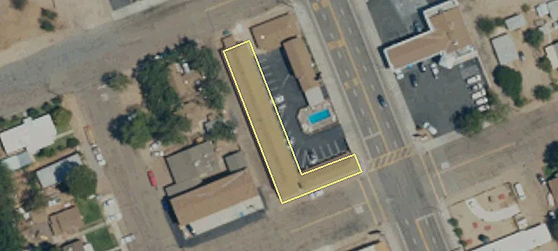 305 Main St