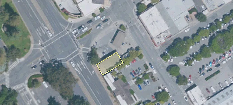 401 Main St