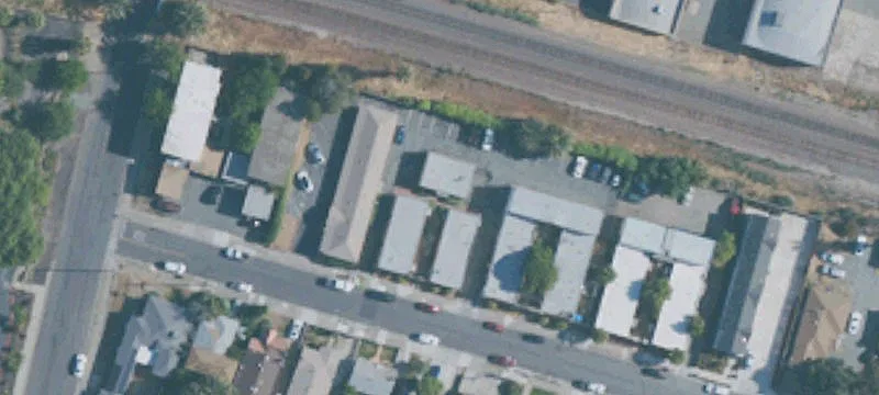 435 Santa Fe Ave