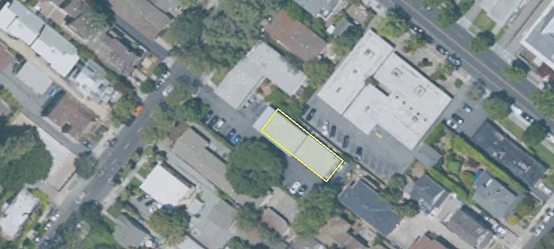 652 Homer Ave