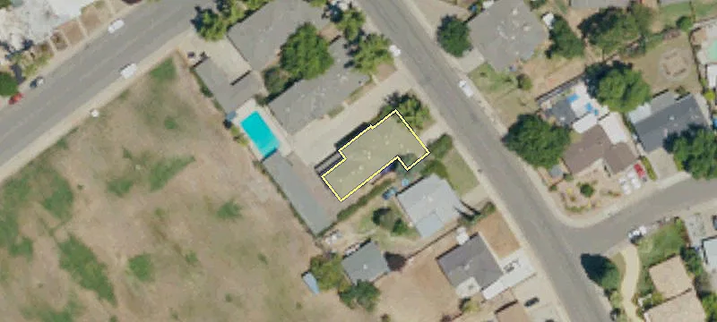 390 Wales Dr