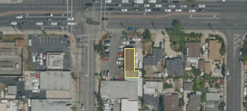 1501 Main St