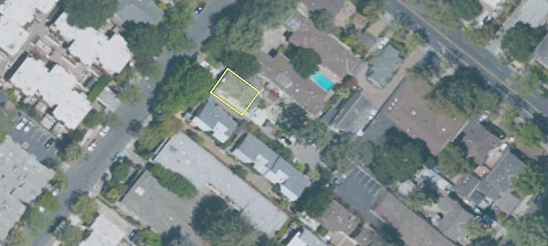 652 Frst Ave