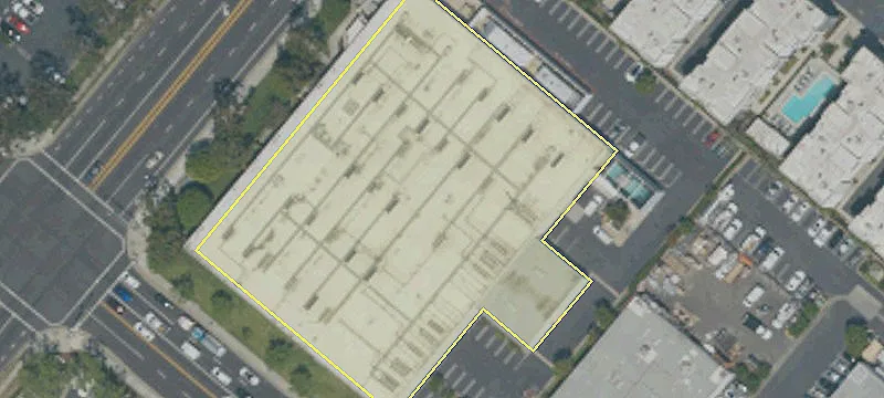 17222 Von Karman Ave