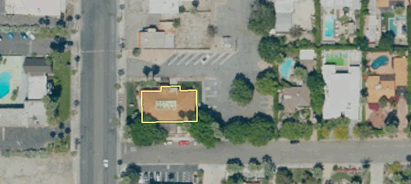 1180 Palm Cyn Dr