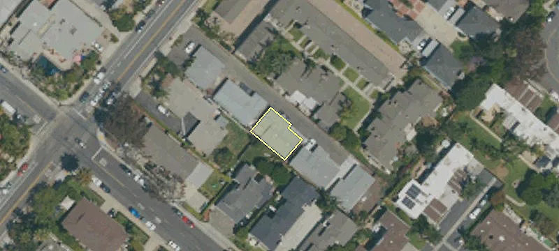 2422 Santa Ana Ave