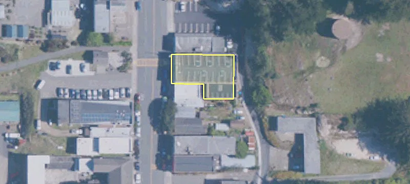 215 Main St