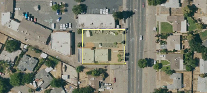 4571 Fresno St