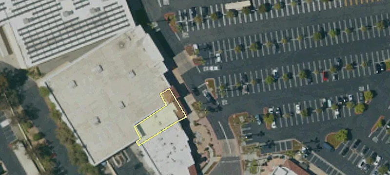 22235 El Paseo