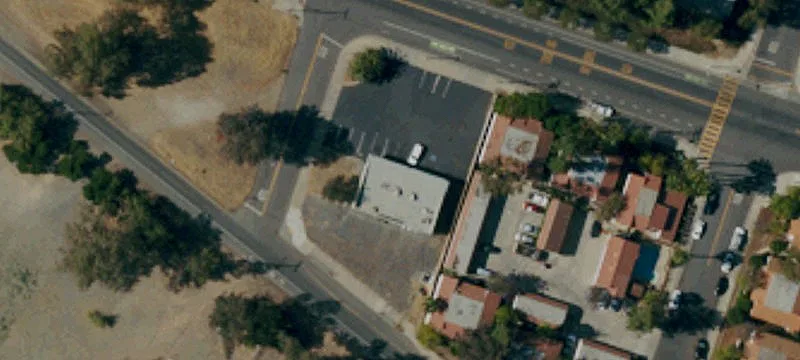 1006 Graham Ave