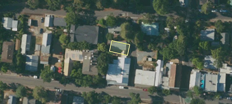 476 Main St