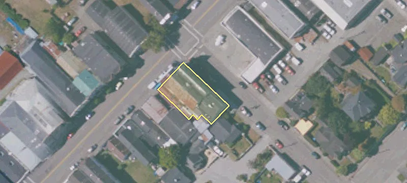 484 Main St