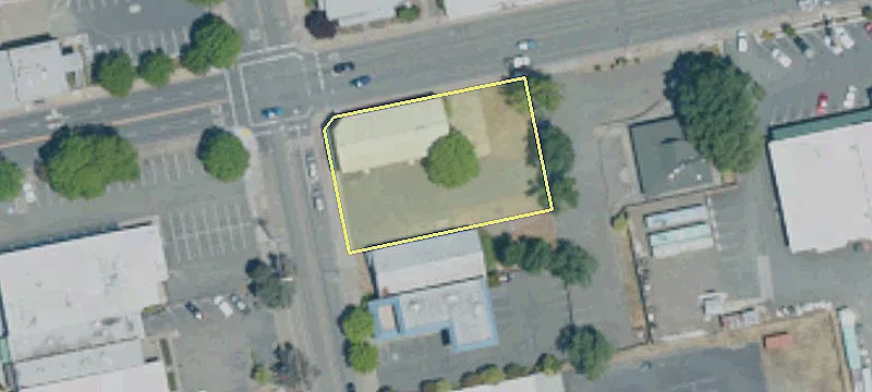 101 Main St