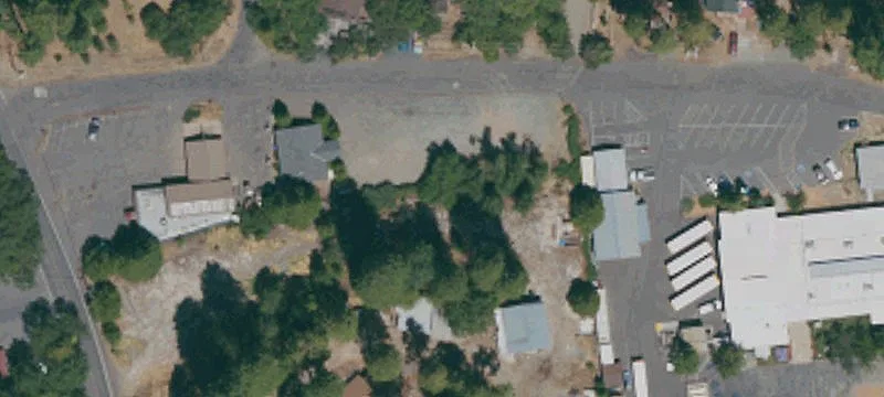 18775 Manzanita Dr