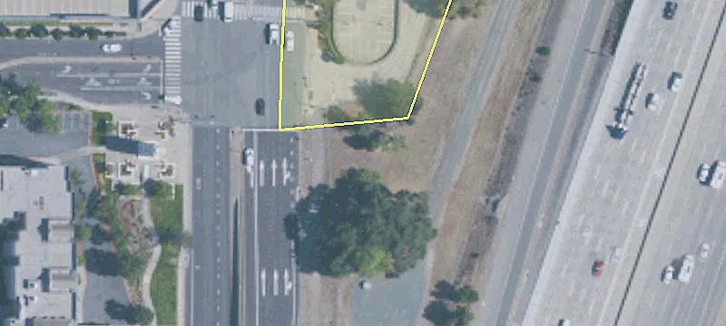 2400 Contra Costa Blvd