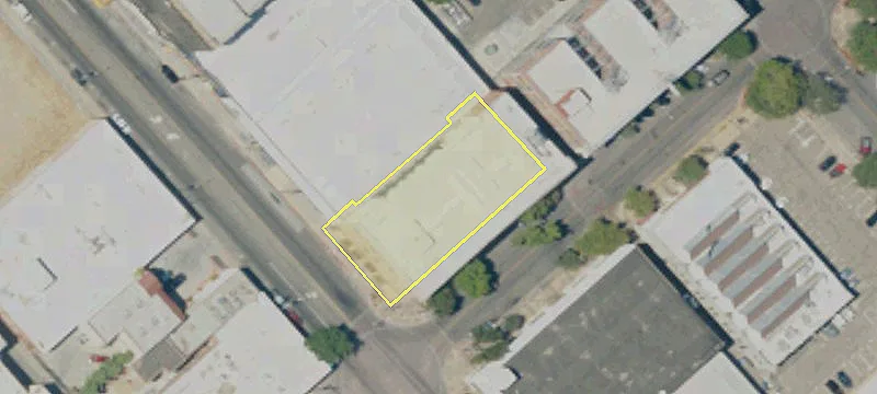 906 Van Ness Ave