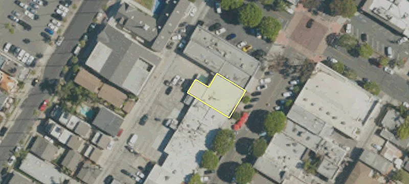 137 Main St