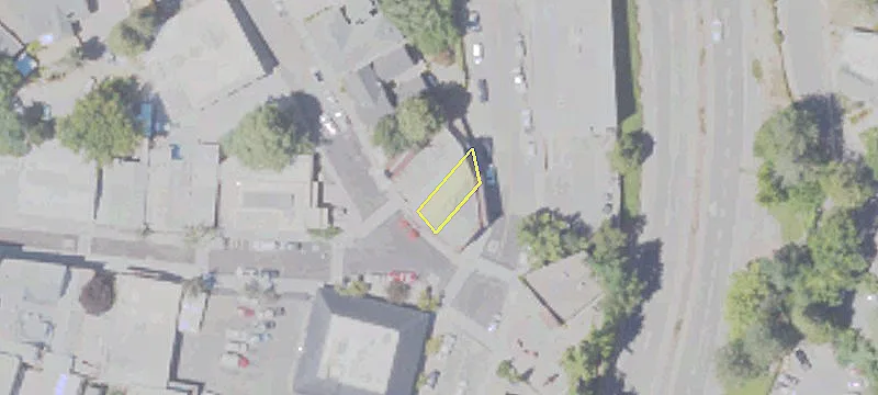 210 Main St
