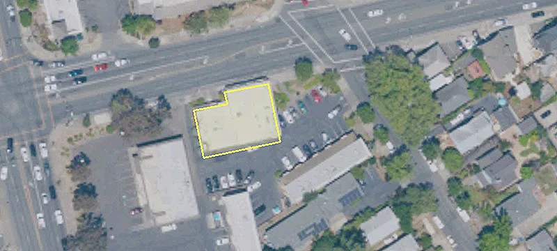 1121 Lincoln Ave