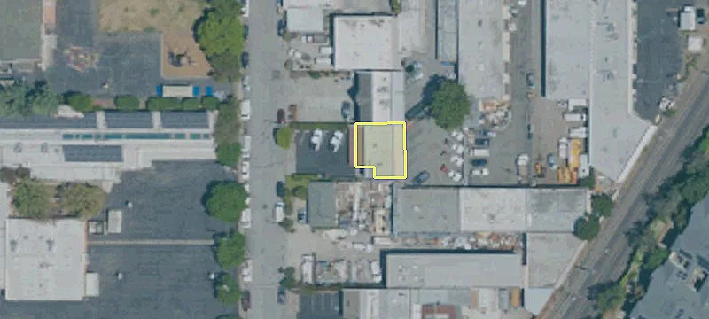 390 Industrial St