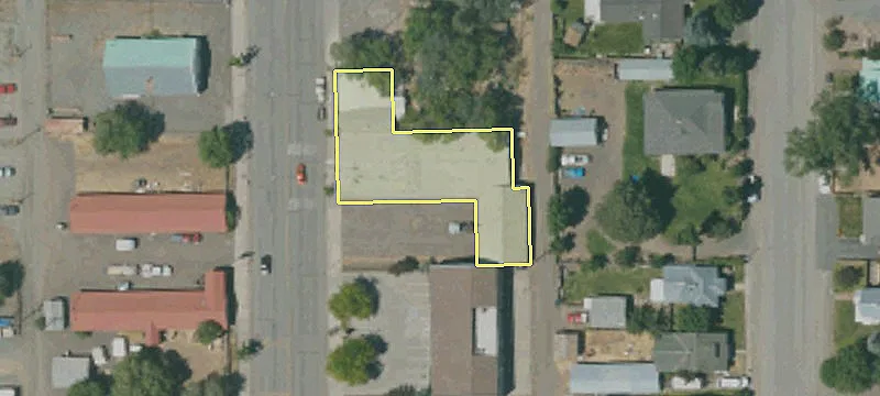 1040 Main St