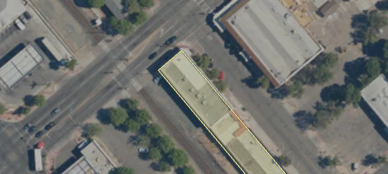 6 Yosemite Ave