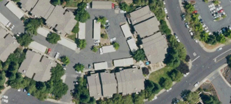 1200 Creekside Dr