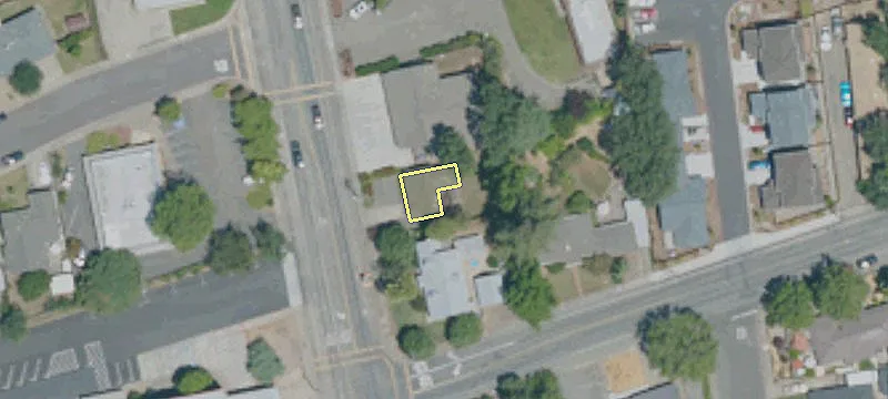 793 Dora St