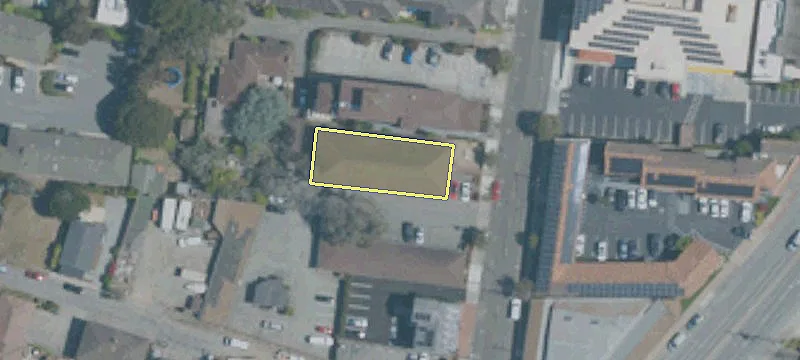 824 Munras Ave