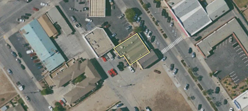 135 El Camino Real