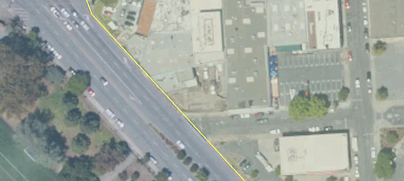 851 El Camino Real