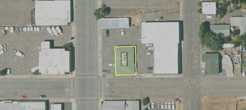 206 Main St