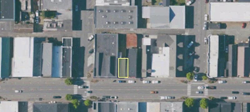 1020 Main St