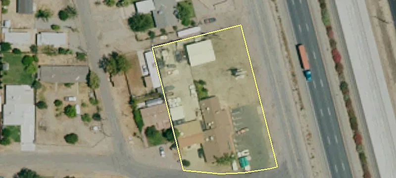 1835 Mettler Frontage W Rd