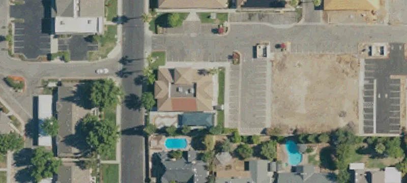 2016 Shaw Ave
